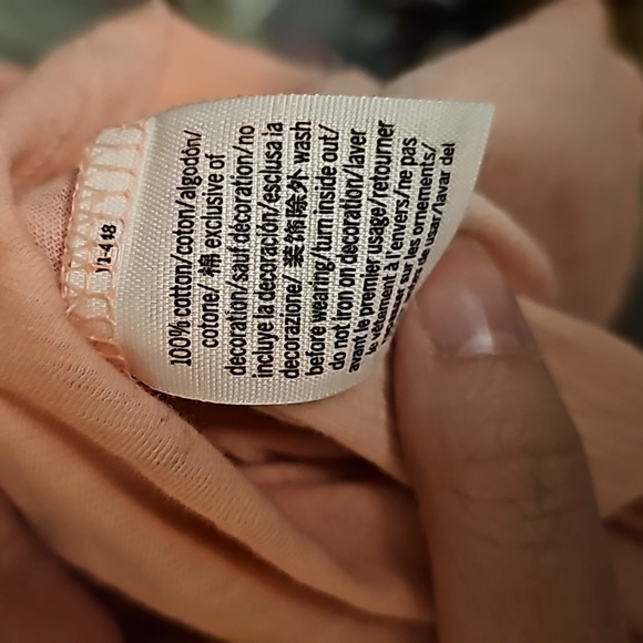 🪼Pink Longsleeved Crop Tee #C8 - Picture 2 of 5